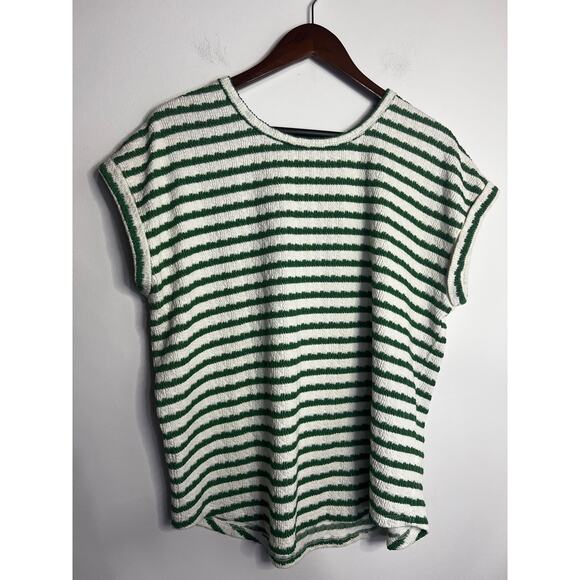 Maurice’s 24/7 Clara Jacquard Striped Short Sleeve Tee Size Large - Picture 2 of 5